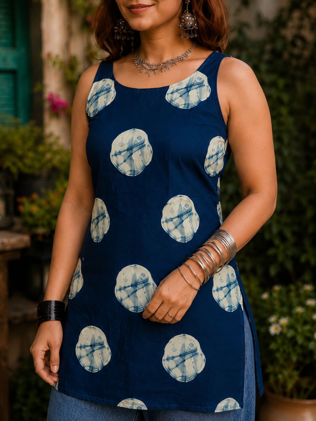 Myshka Women Greenish Blue & White Printed Sleeveless Kurti